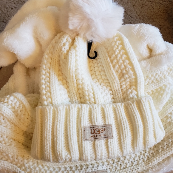 UGG Accessories - New Ugg infinity scarf and hat sets